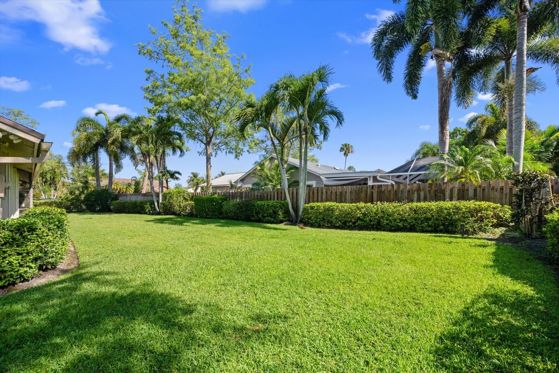 Photo of 657 Juniper Place