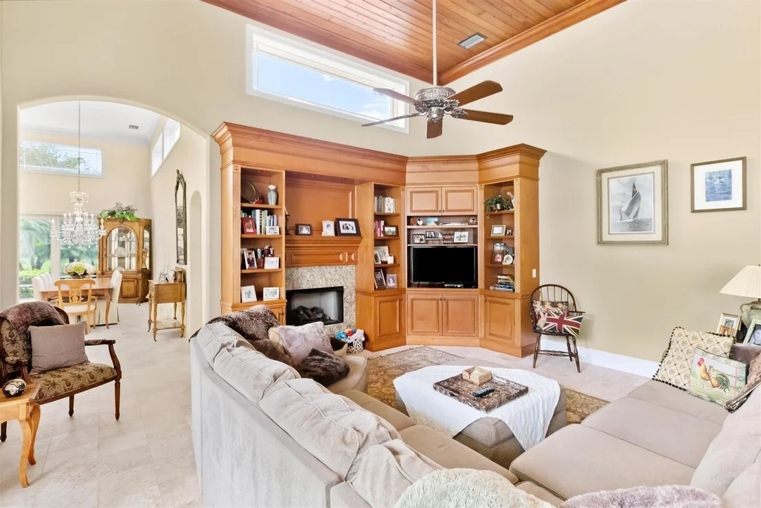 Photo of 117 Waters Edge Drive
