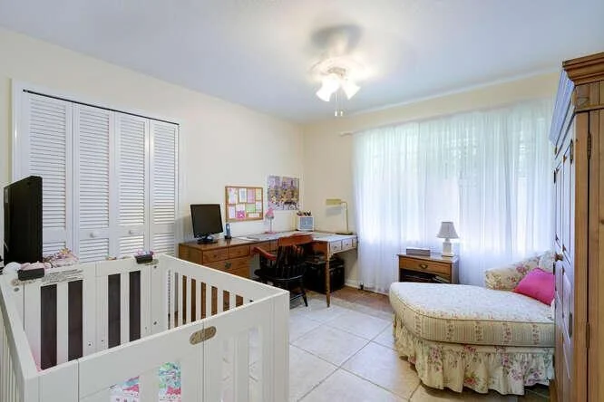Photo of 137 Gulfstream Road