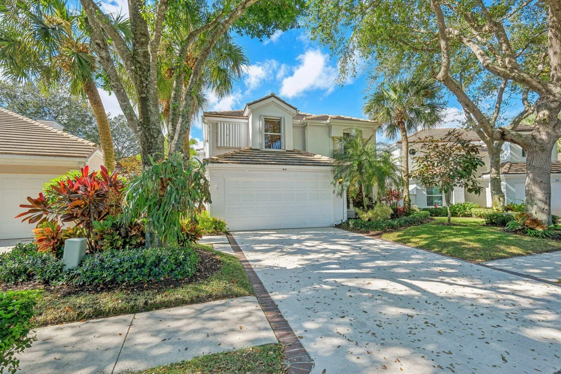 Photo of 22 Grand Bay Circle