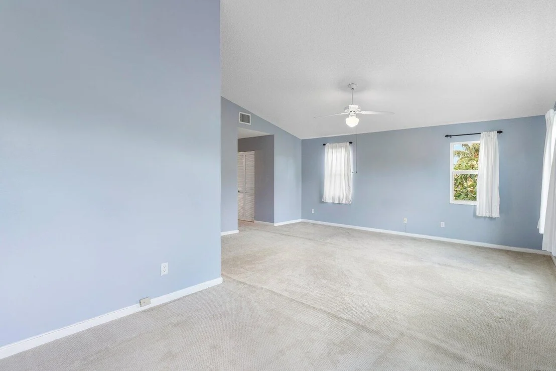 Photo of 6321 Lansdowne Circle
