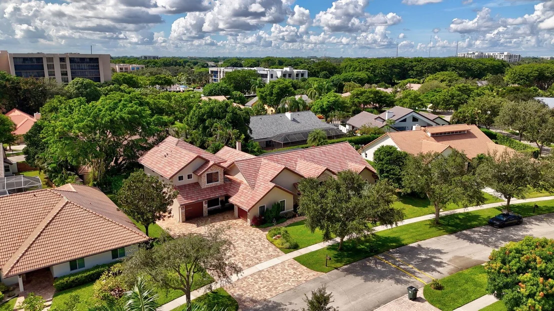 Photo of 3070 Equestrian Drive