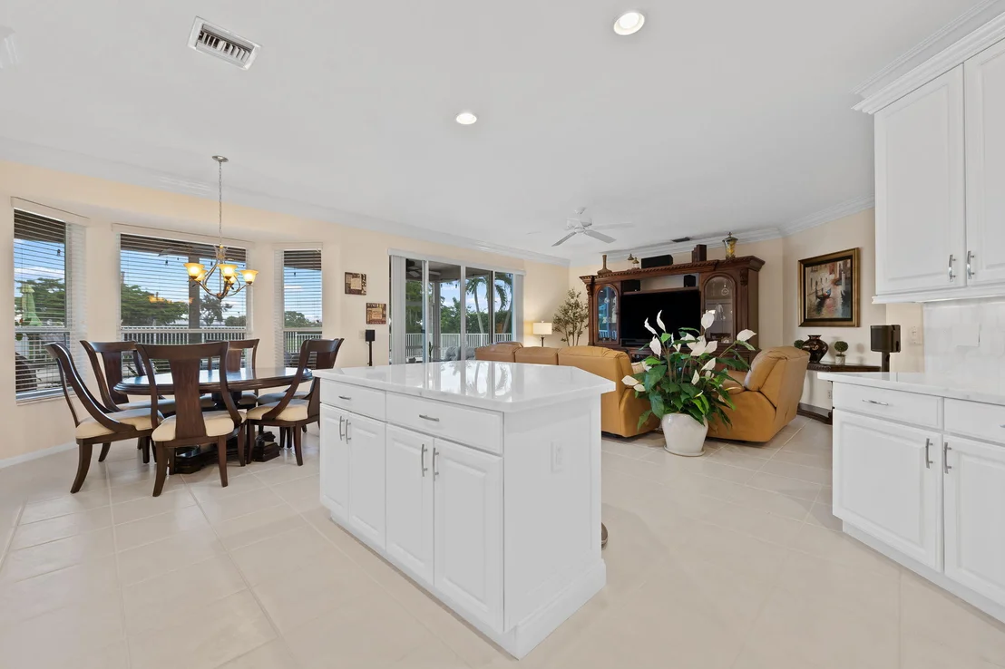 Photo of 12621 YARDLEY Drive