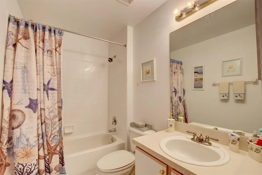 Photo of 8420 Logia Circle