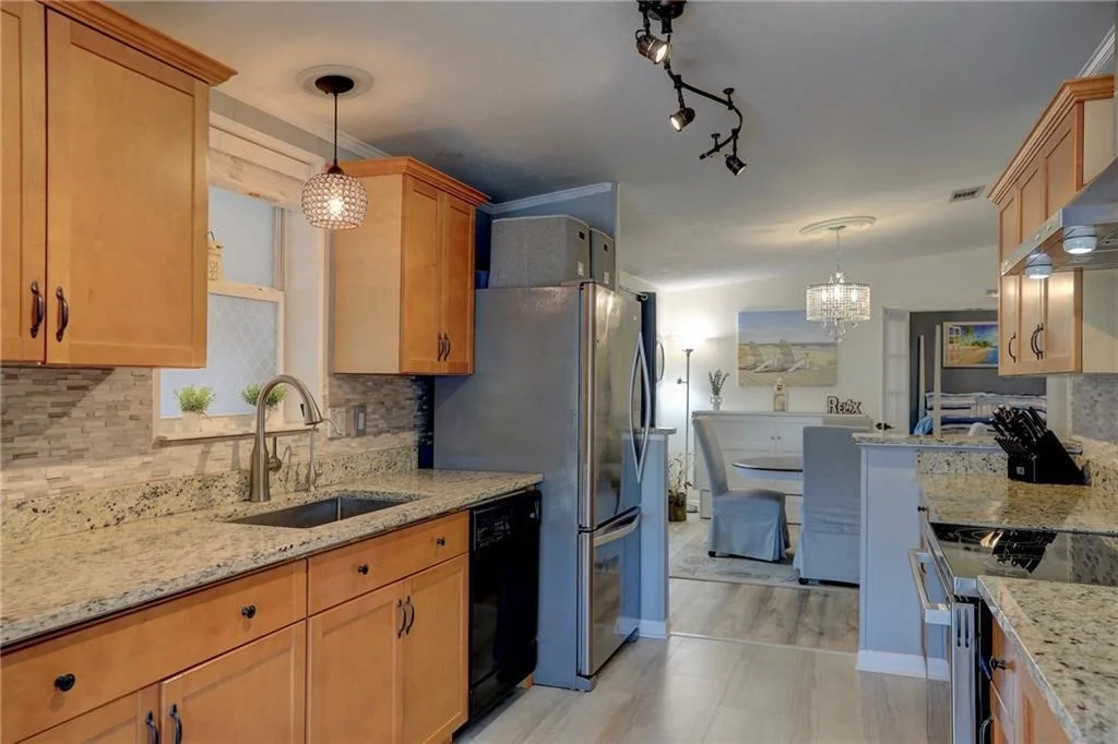Photo of 809 Lychee Drive