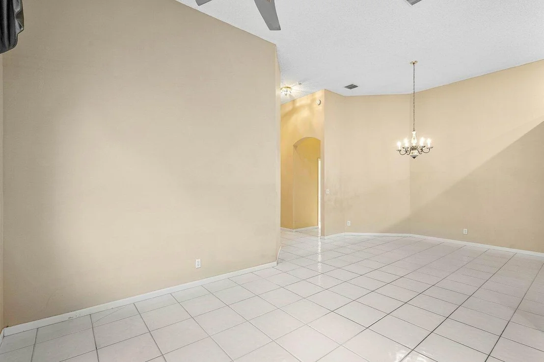 Photo of 5536 Grande Palm Circle