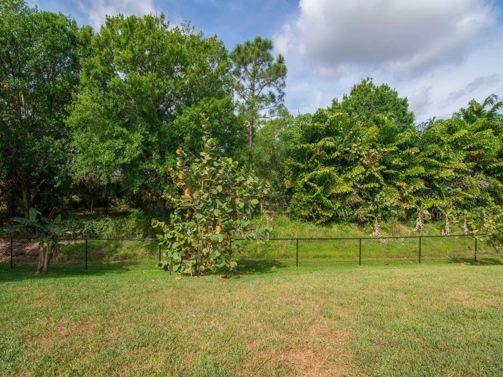 Photo of 4049 57th Terrace