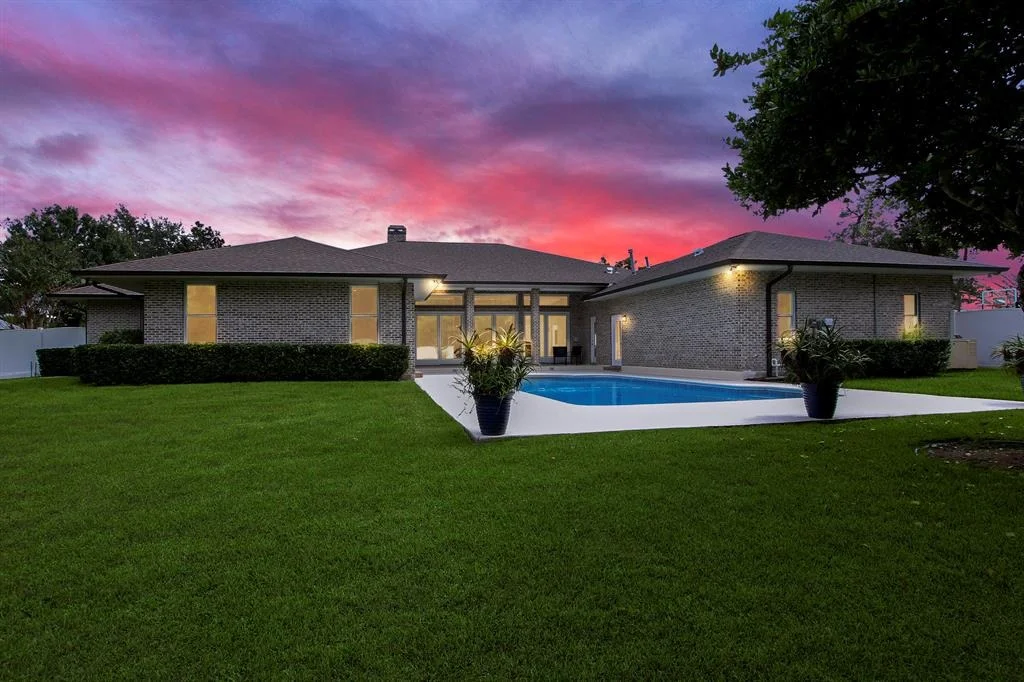 Photo of 3903 Promenade Way