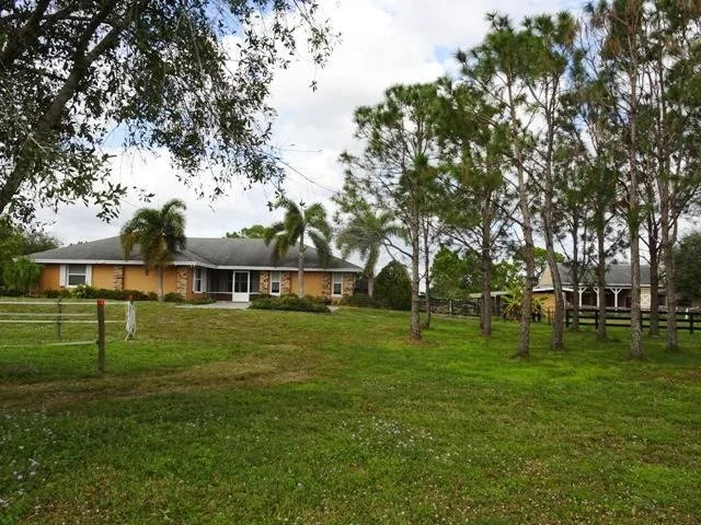 Photo of 16493 Rustic Road