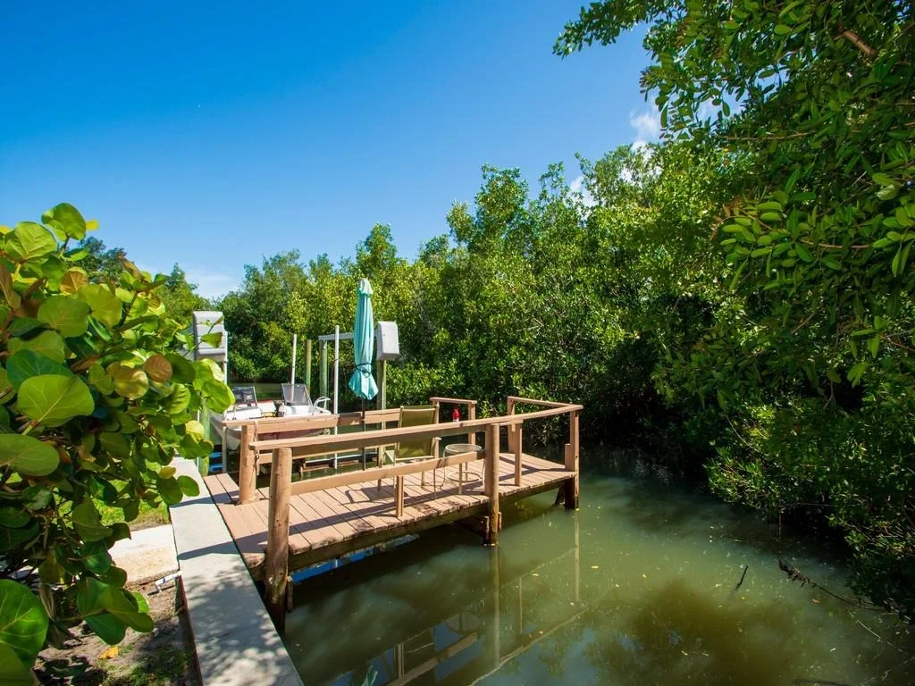 Photo of 285 Live Oak Drive