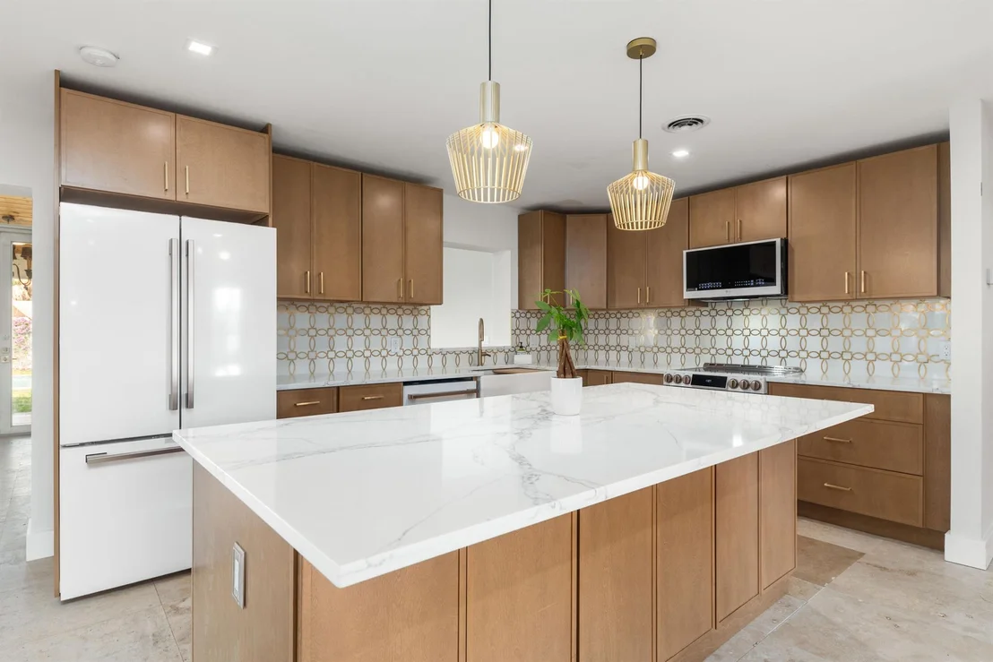 Photo of 4430 SE Bayshore Terrace