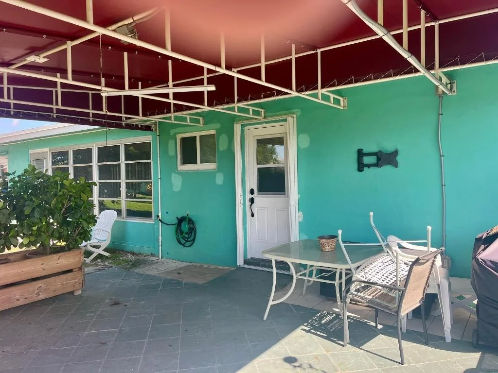 Photo of Unit A at 330 Main Boulevard