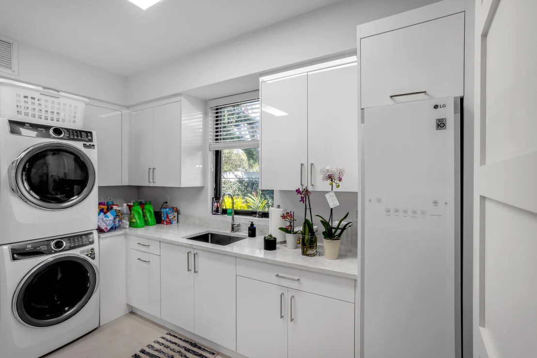 Photo of 1080 Lake Drive