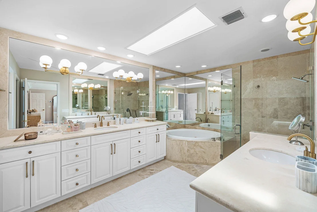 Photo of 139 Rotunda Drive