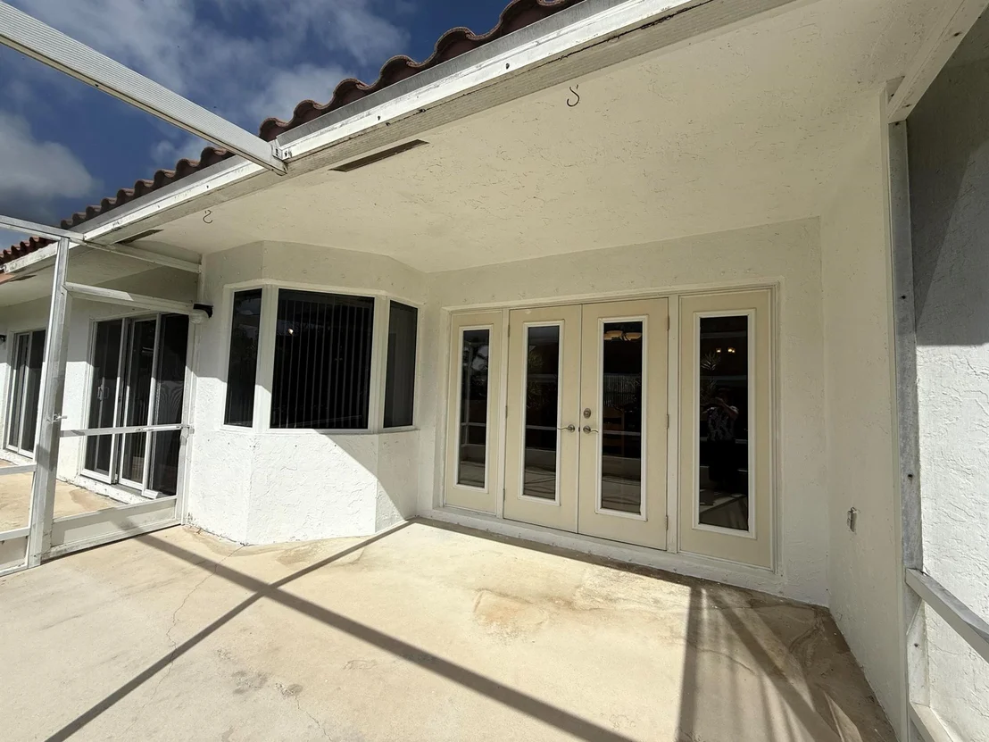 Photo of 330 Oregon Lane