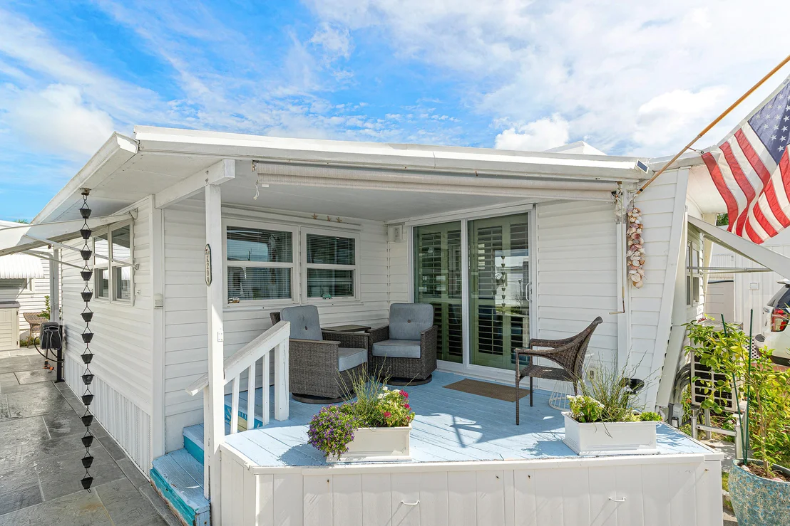 Photo of Unit K at 209 Java Drive