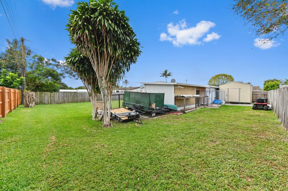 Photo of 436 Gulfstream Road