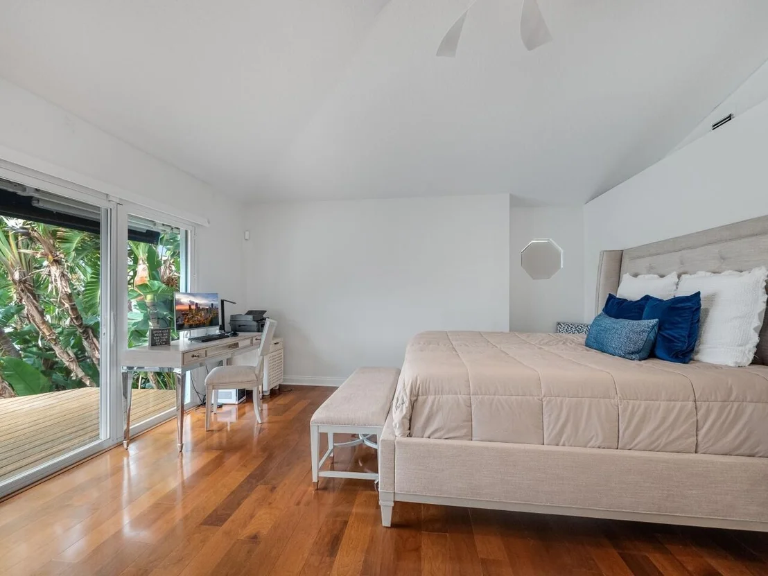 Photo of 118 Lands End Way