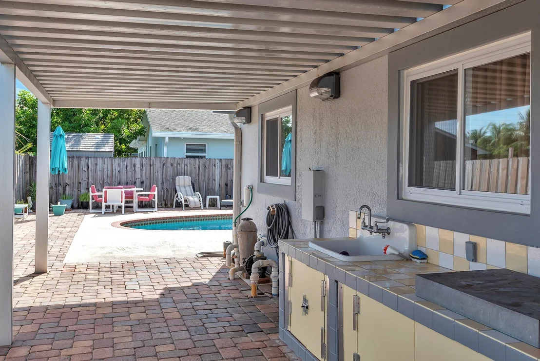 Photo of 3059 Emerald Lane
