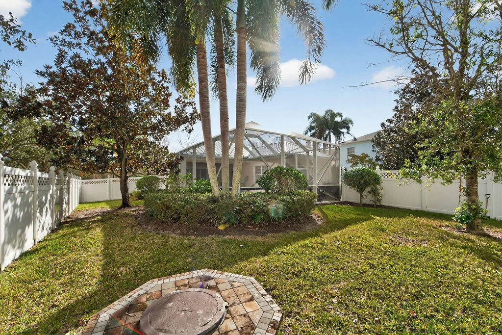 Photo of 102 Bonaire Lane