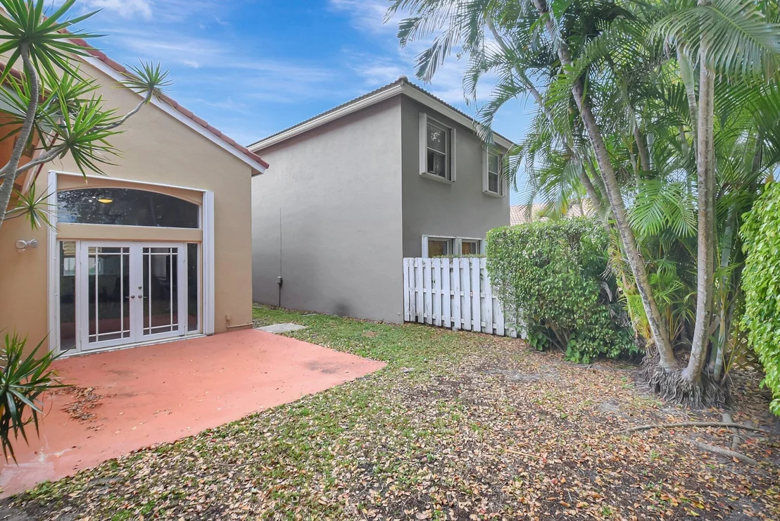 Photo of 6892 Silverado Terrace