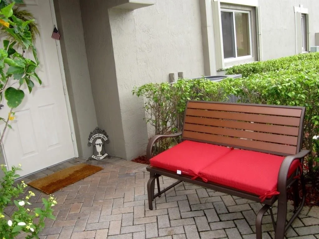 Photo of Unit 203 at 7985 Exeter Boulevard