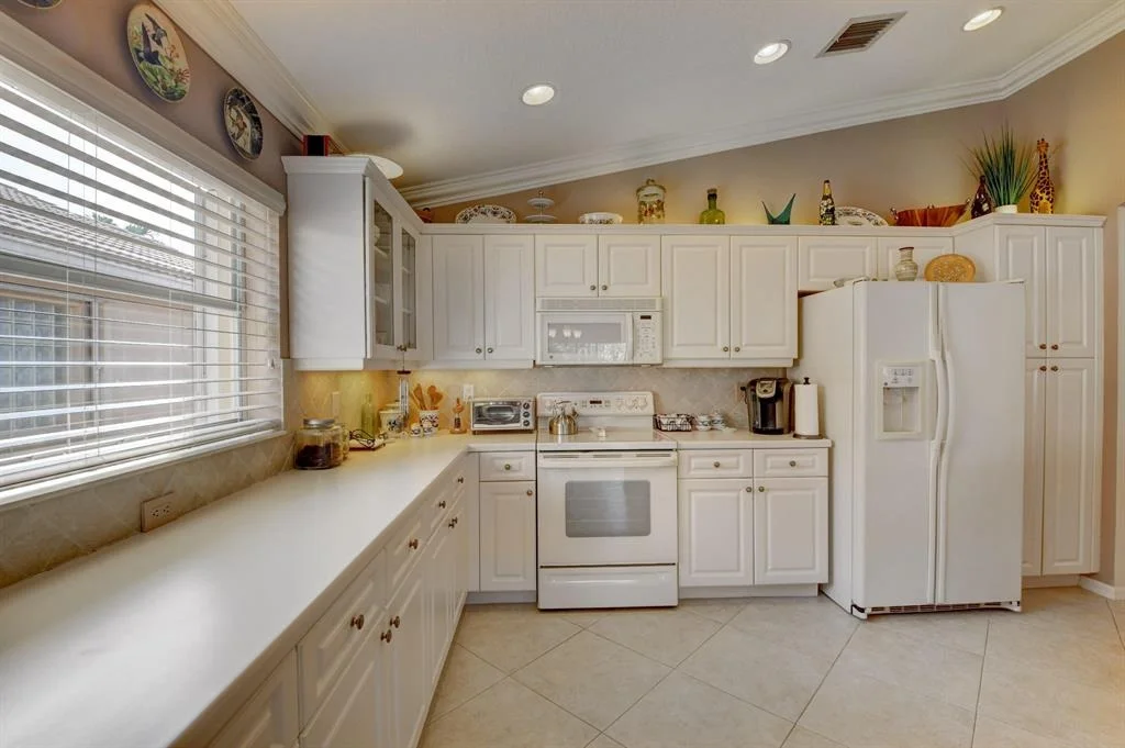 Photo of 9795 Donato Way