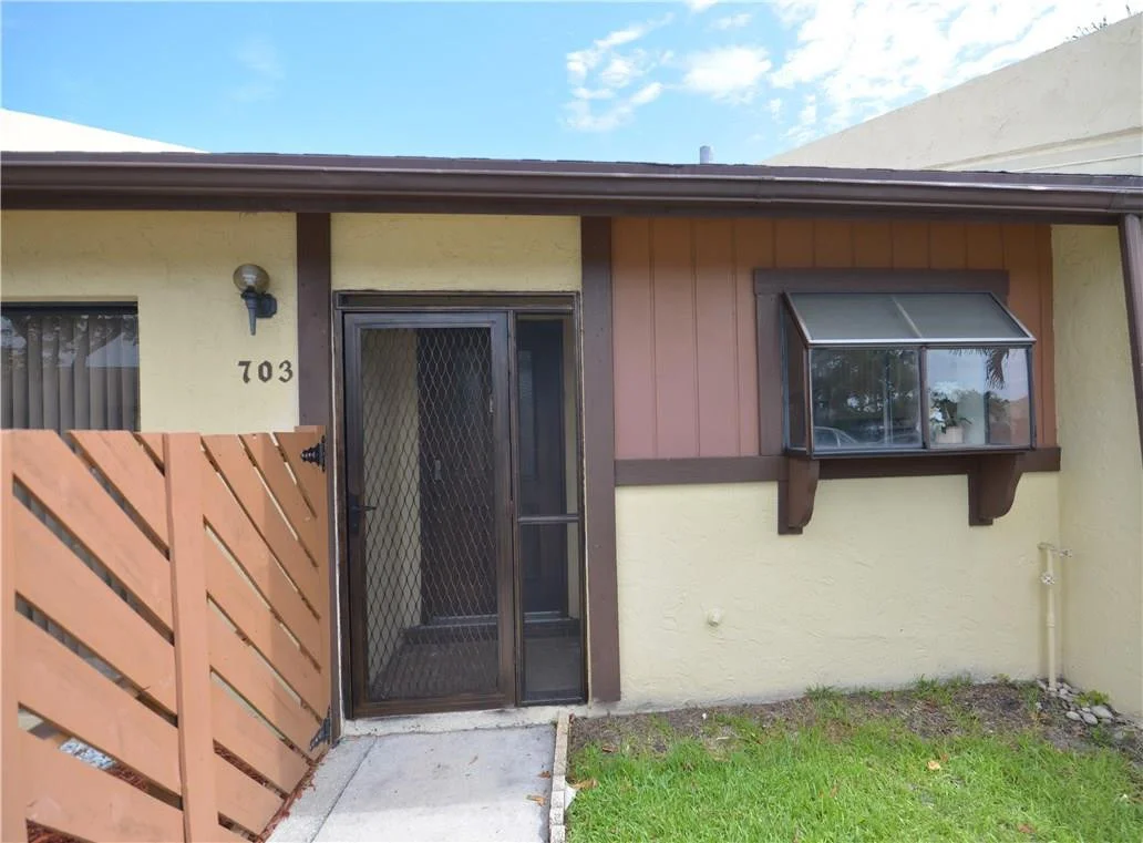 Photo of Unit 0 at 703 Banks Road