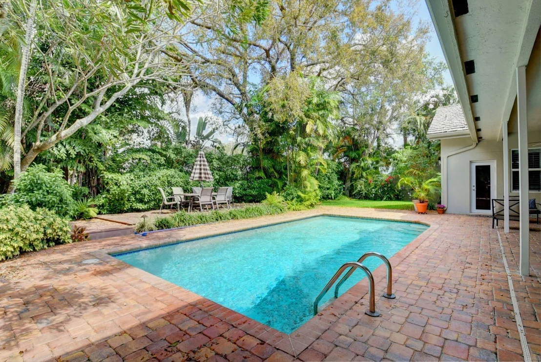 Photo of 2753 Hampton Circle S