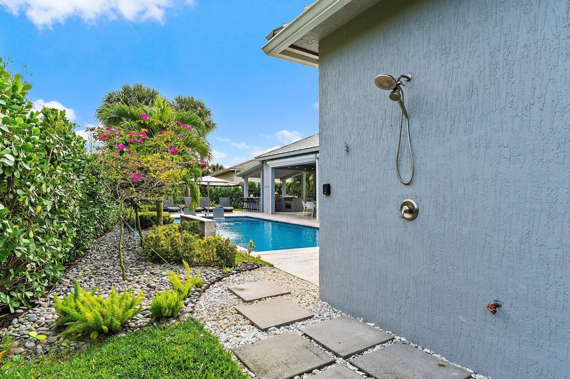 Photo of 139 Shores Pointe Drive