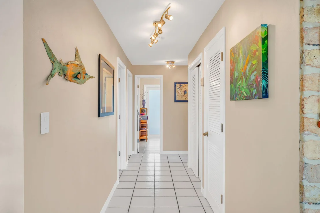 Photo of 3 Oleander Avenue
