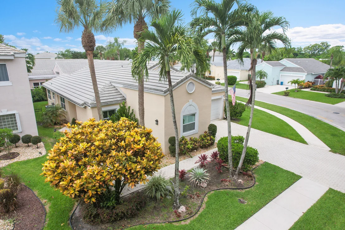 Photo of 7917 Travlers Tree Drive