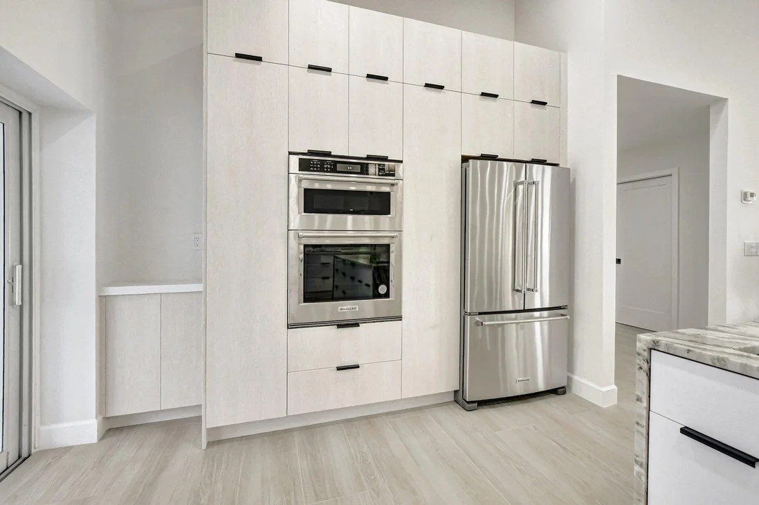 Photo of 3065 Saint James Drive