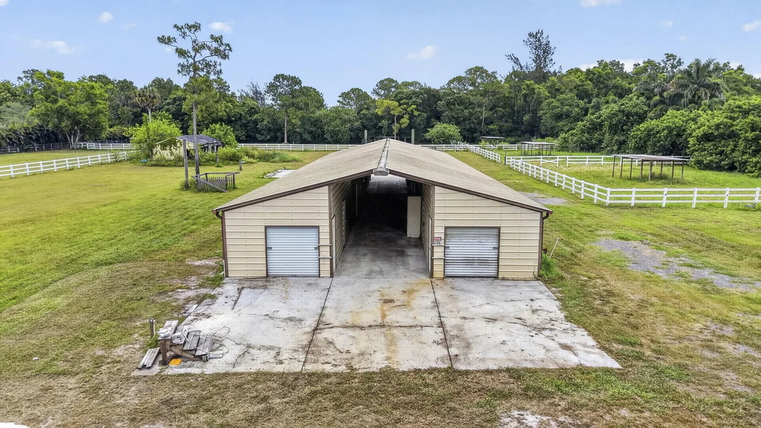 Photo of 2944 A Road