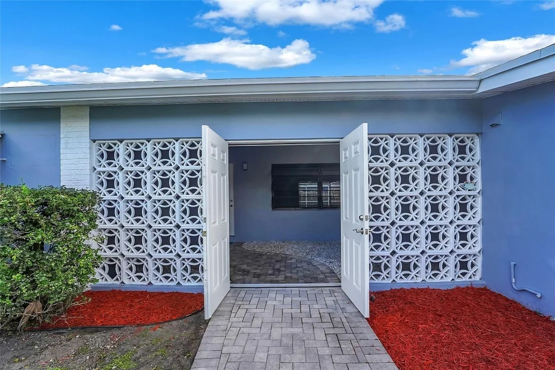 Photo of 7904 Plantation Boulevard