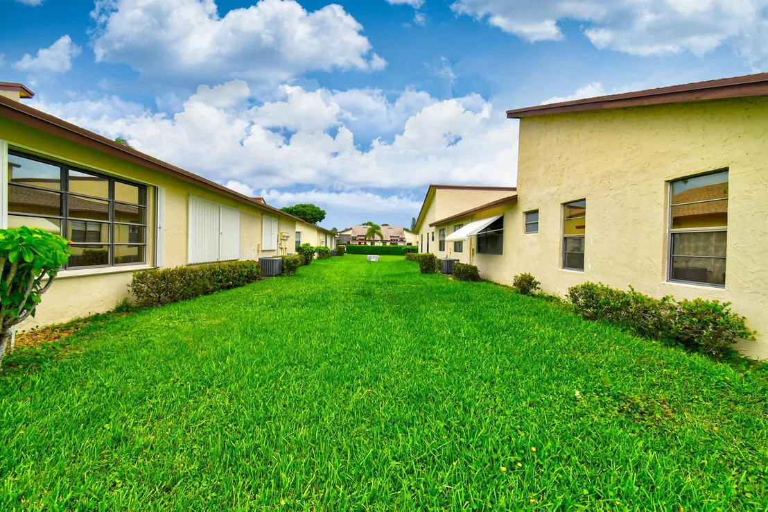 Photo of Unit B at 13947 Nesting Way