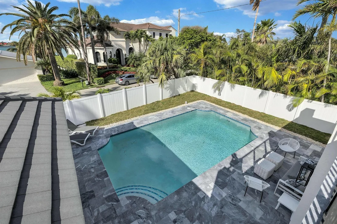 Photo of 1010 Singer Drive