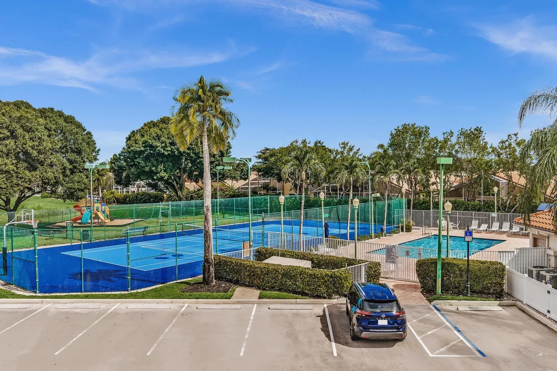 Photo of 12150 Dunhill Drive