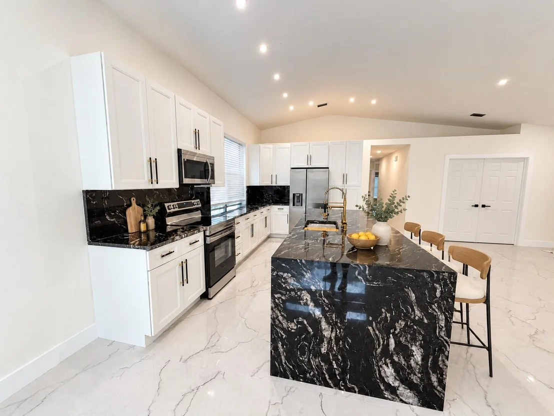 Photo of 7098 CHESAPEAKE Circle