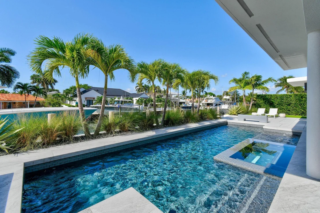 Photo of 1091 Gulfstream Way