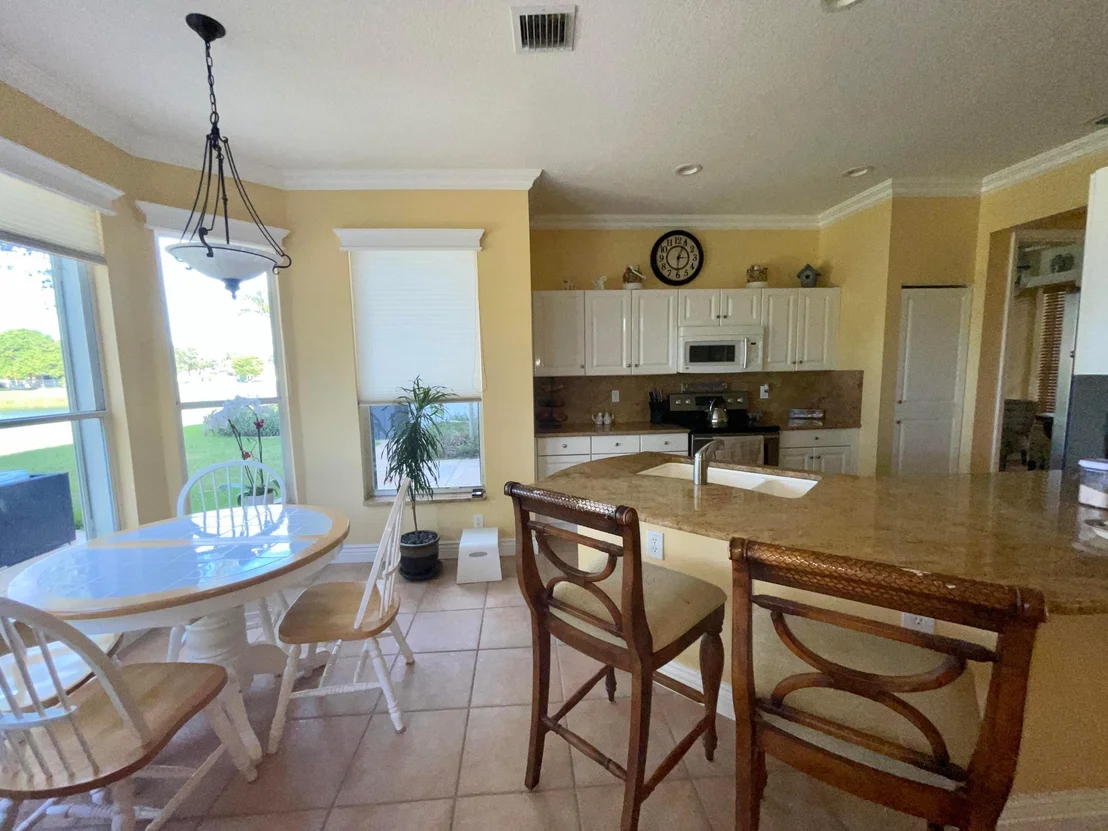 Photo of 7834 Manor Forest Boulevard