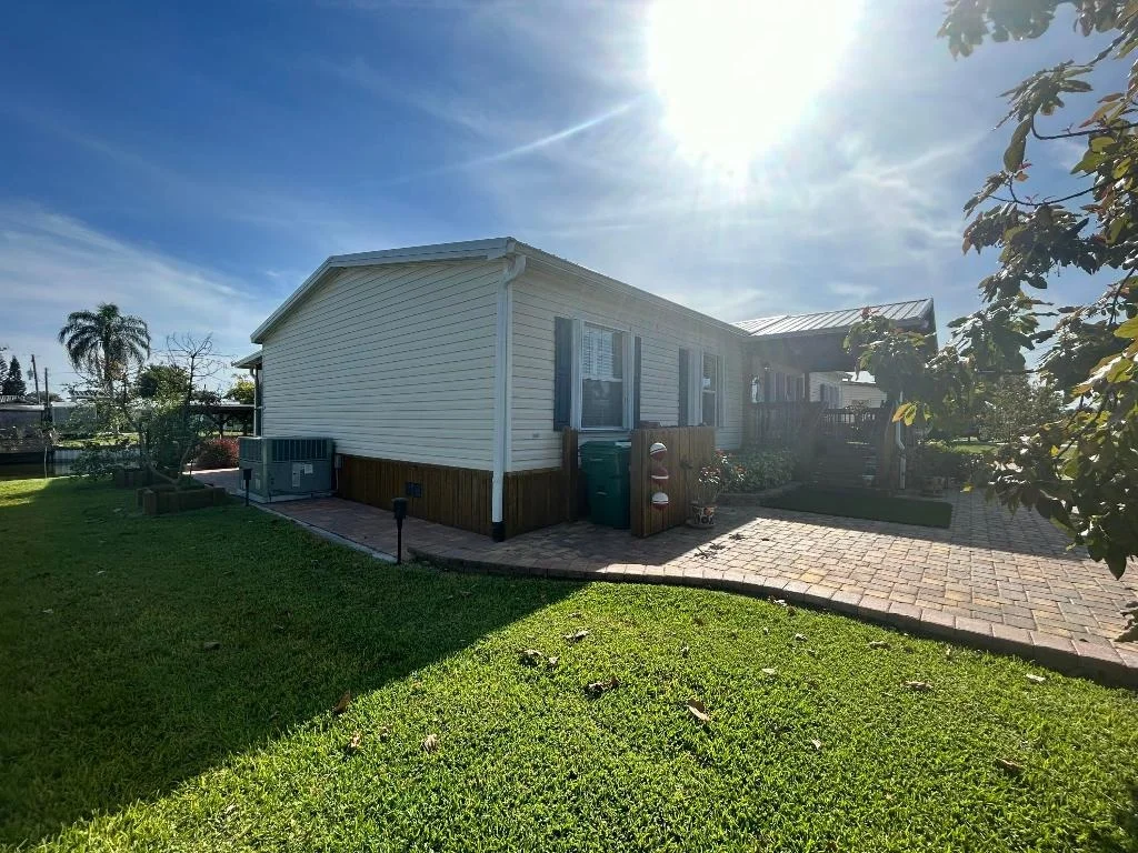 Photo of 2004 SE 30th Street