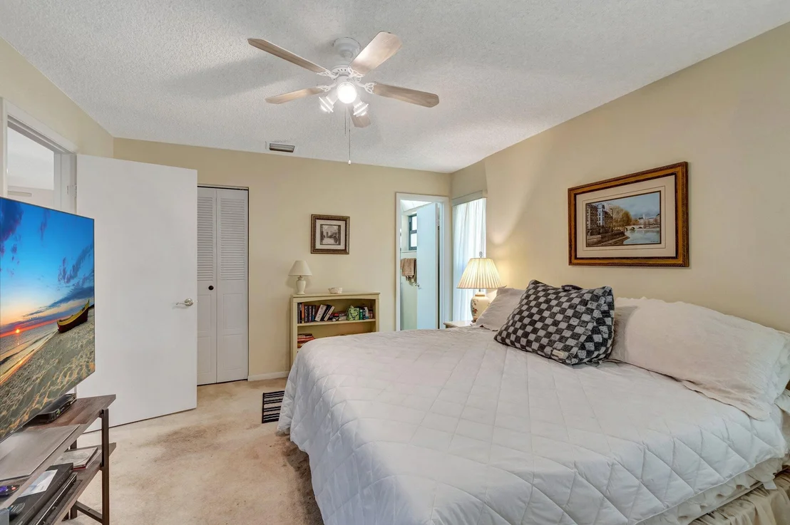 Photo of 6430 Olivewood Circle