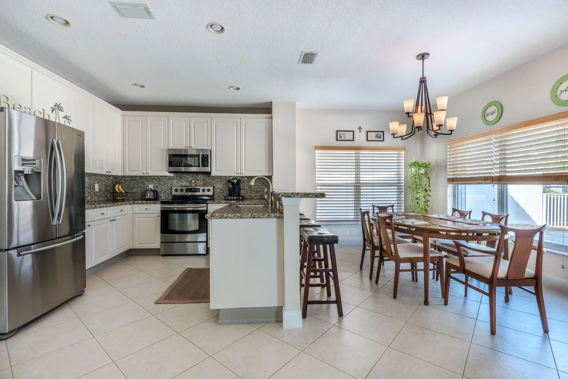 Photo of 6869 Hendry Drive
