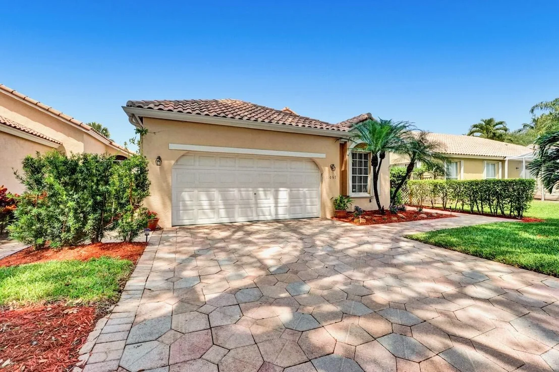 Photo of 11067 Springbrook Circle