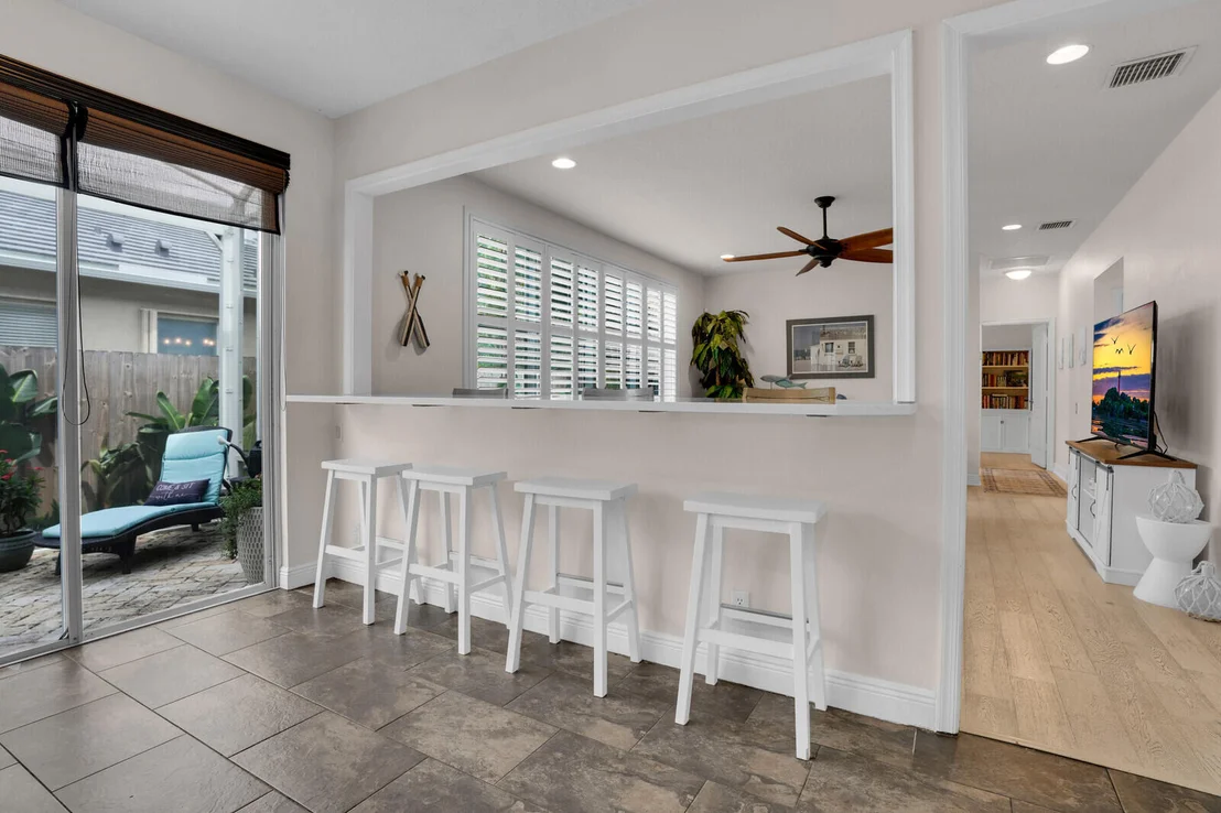 Photo of 471 Oriole Point