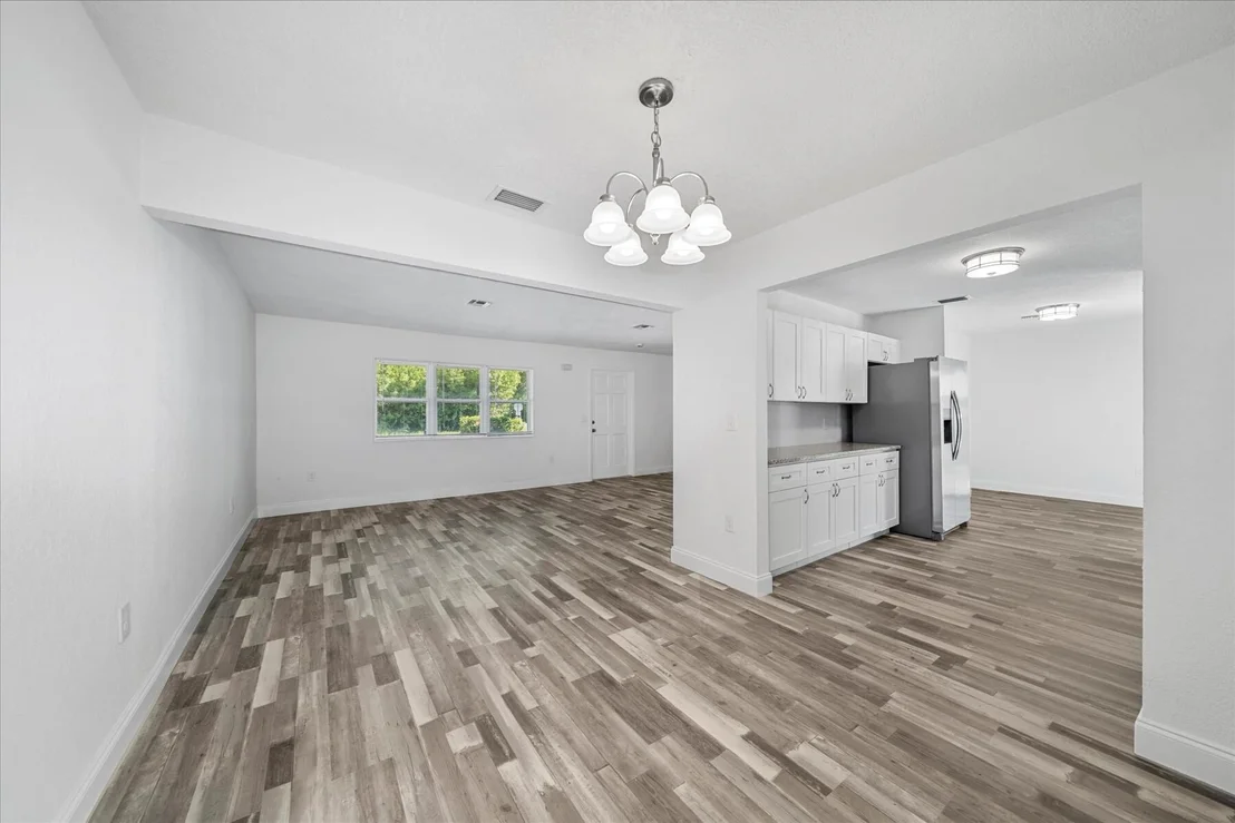 Photo of 825 2nd Street