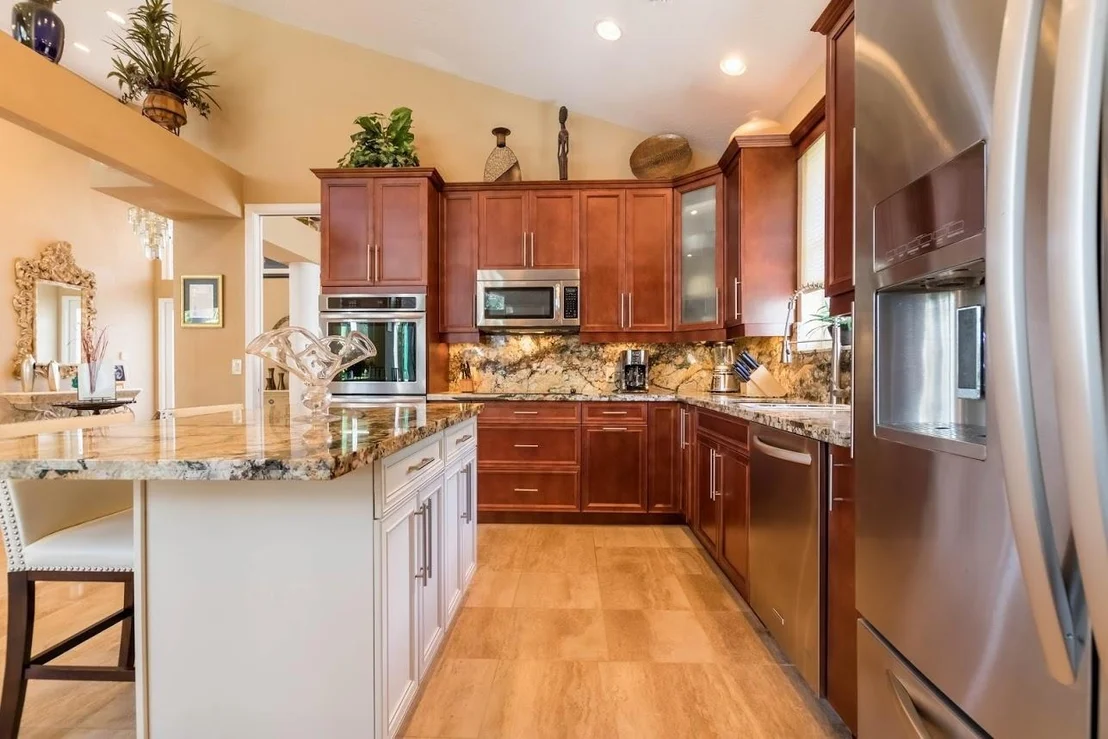 Photo of 8591 Rolling Hills Boulevard
