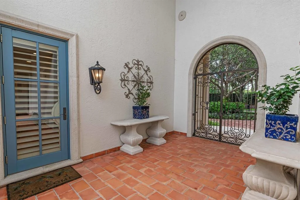 Photo of 406 Mariner Drive