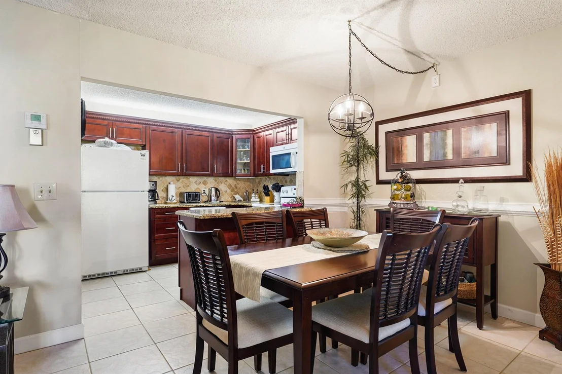 Photo of Unit C1 at 322 Pine Ridge Circle